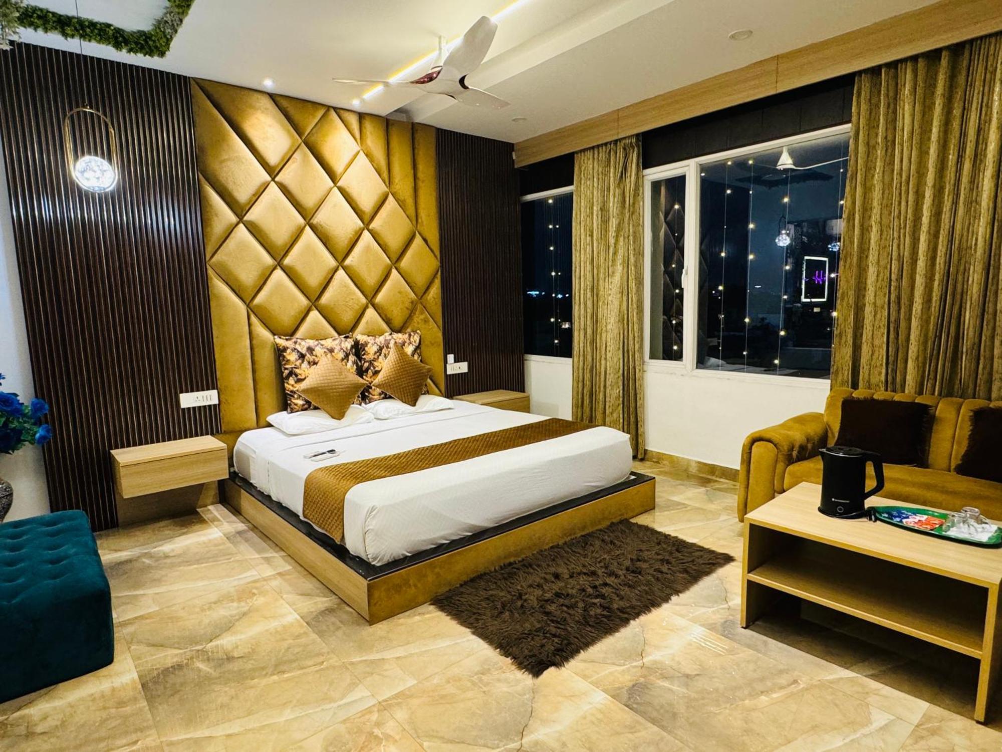Holidayvilla & Suites Amritsar- Green Avenue Exterior photo